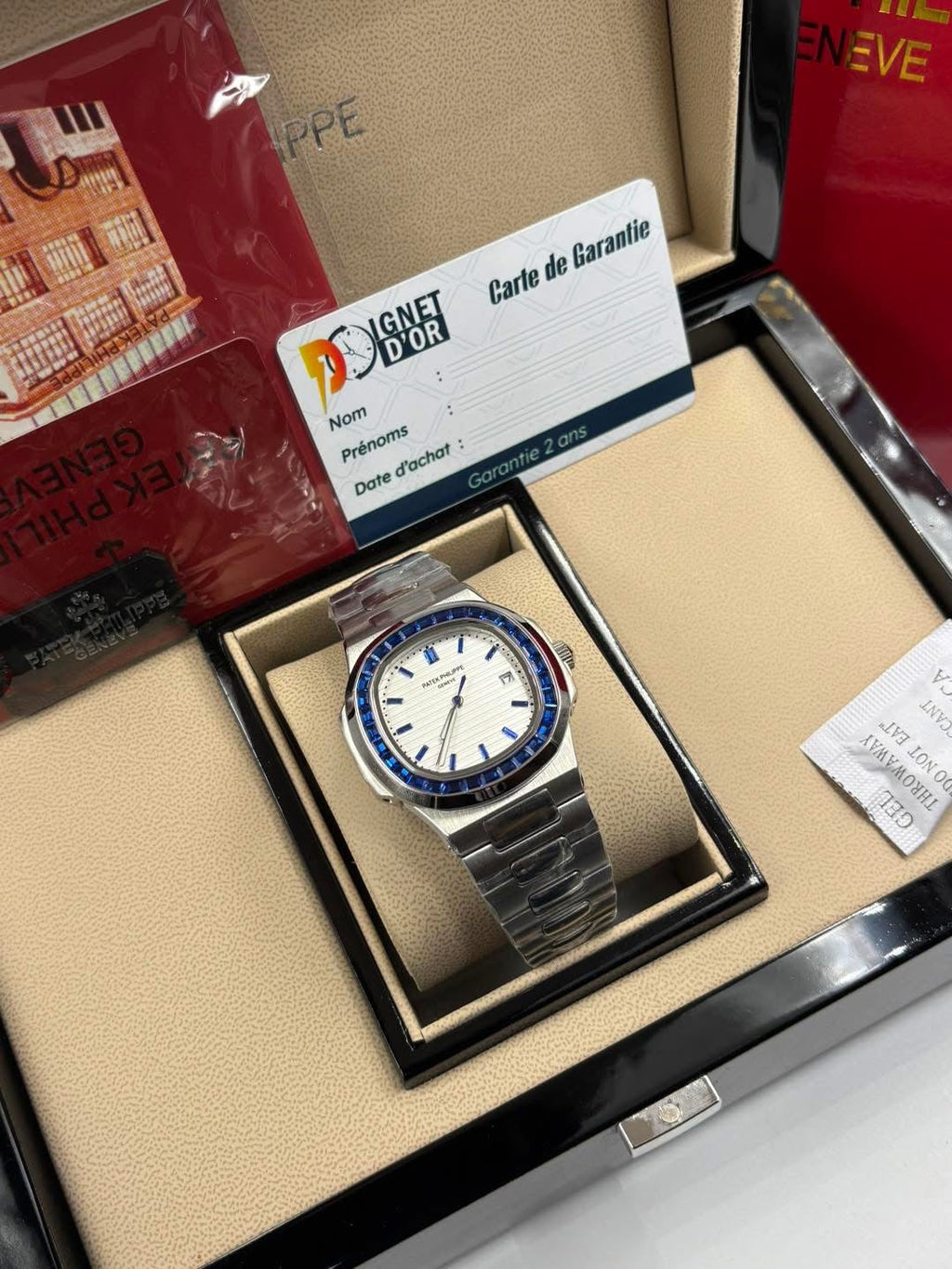 Patek Philippe Nautilus – Lunette Saphir Bleue
