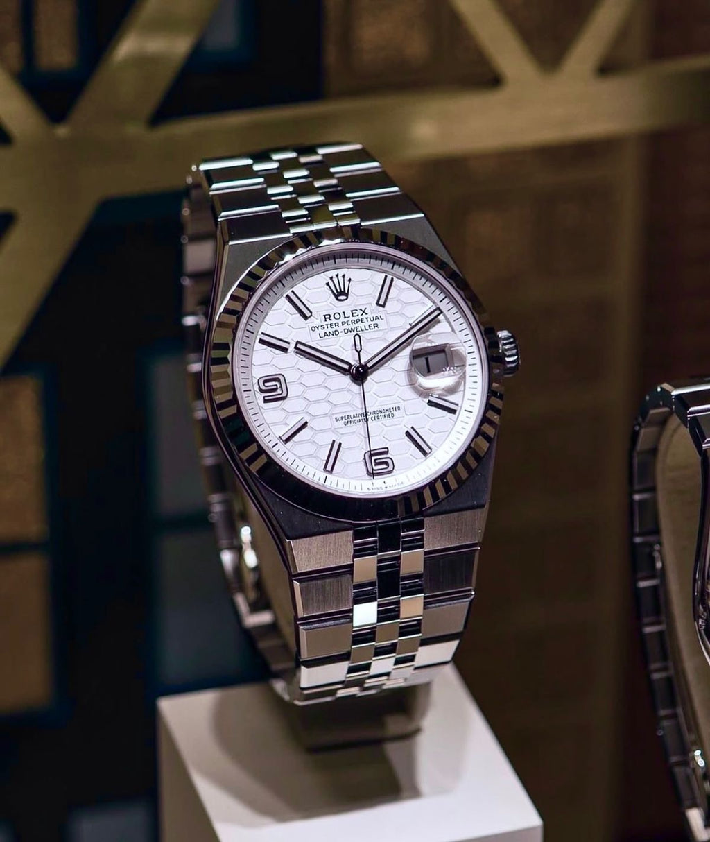 Montre automatique portant le nom Rolex – Élégance et style luxueux